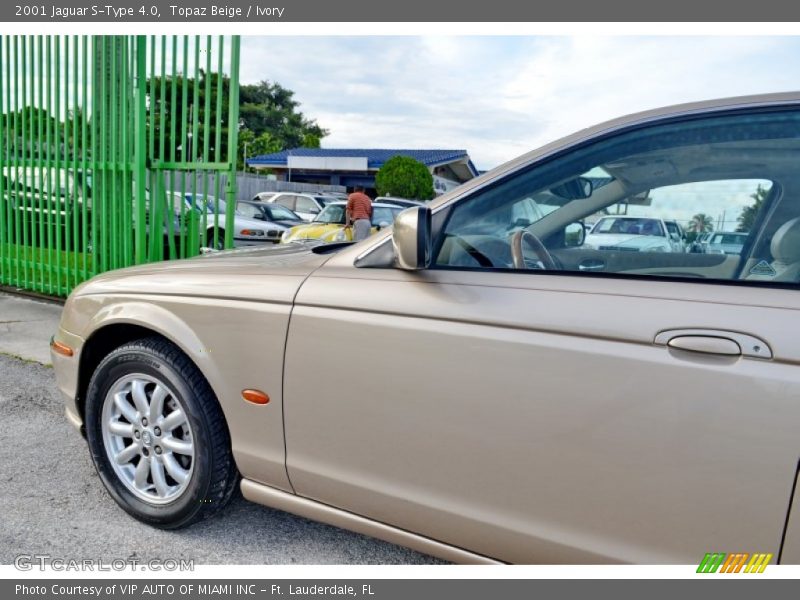 Topaz Beige / Ivory 2001 Jaguar S-Type 4.0