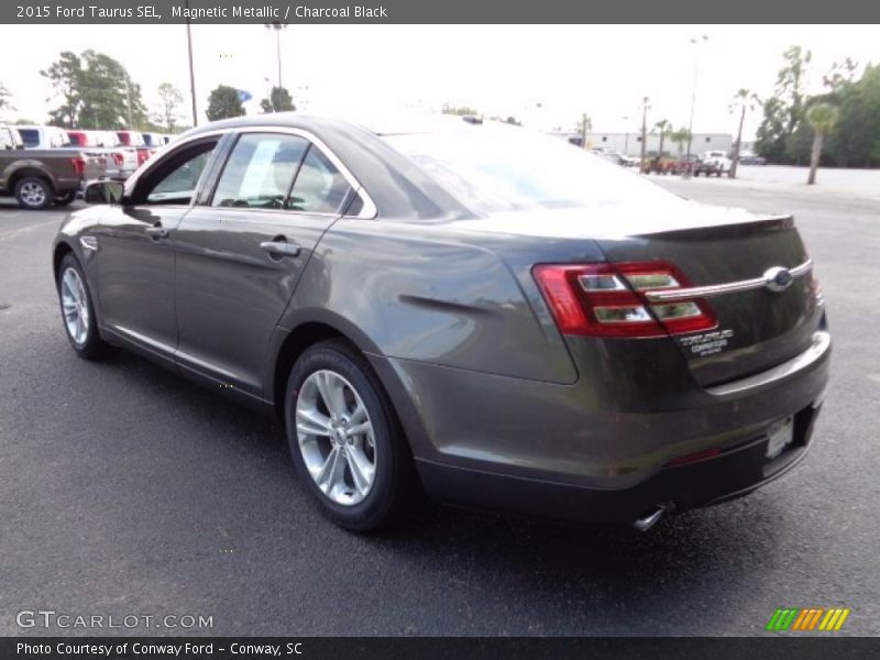 Magnetic Metallic / Charcoal Black 2015 Ford Taurus SEL