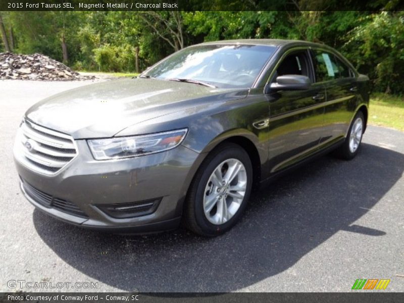 Magnetic Metallic / Charcoal Black 2015 Ford Taurus SEL