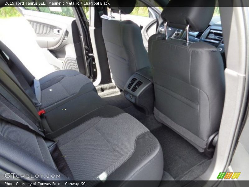 Magnetic Metallic / Charcoal Black 2015 Ford Taurus SEL