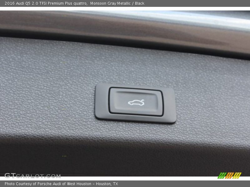 Monsoon Gray Metallic / Black 2016 Audi Q5 2.0 TFSI Premium Plus quattro