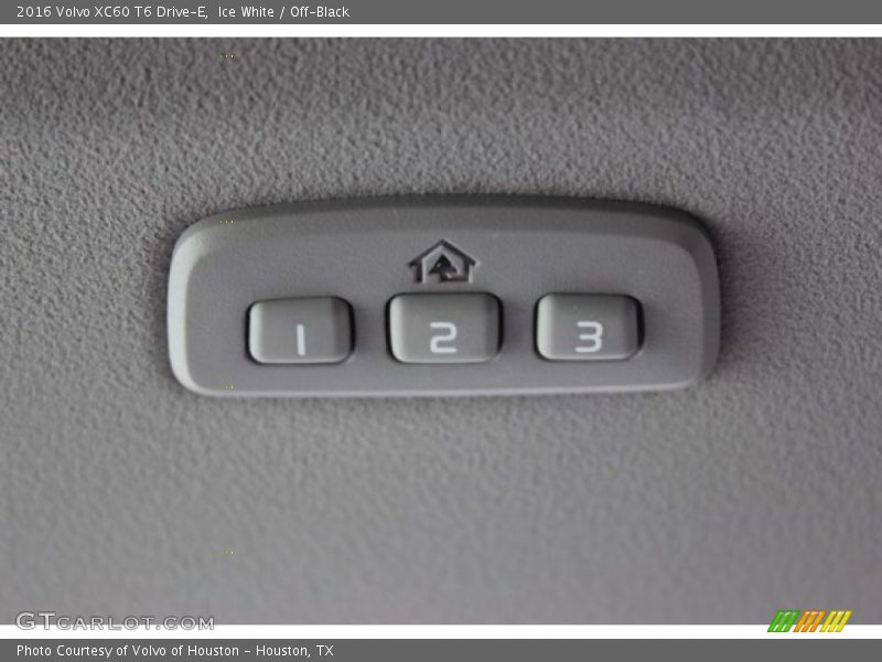 Ice White / Off-Black 2016 Volvo XC60 T6 Drive-E