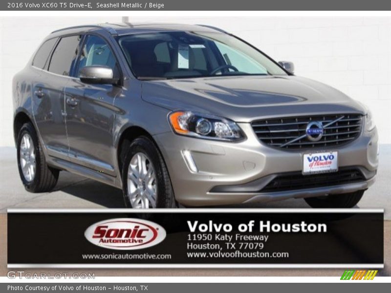 Seashell Metallic / Beige 2016 Volvo XC60 T5 Drive-E