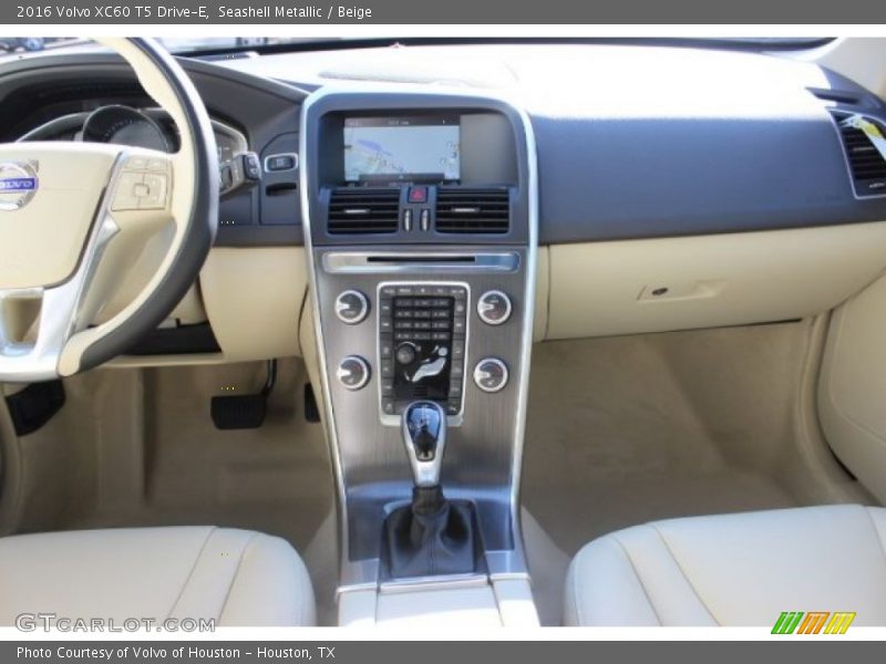 Seashell Metallic / Beige 2016 Volvo XC60 T5 Drive-E