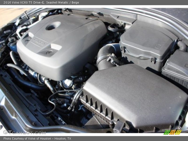 Seashell Metallic / Beige 2016 Volvo XC60 T5 Drive-E