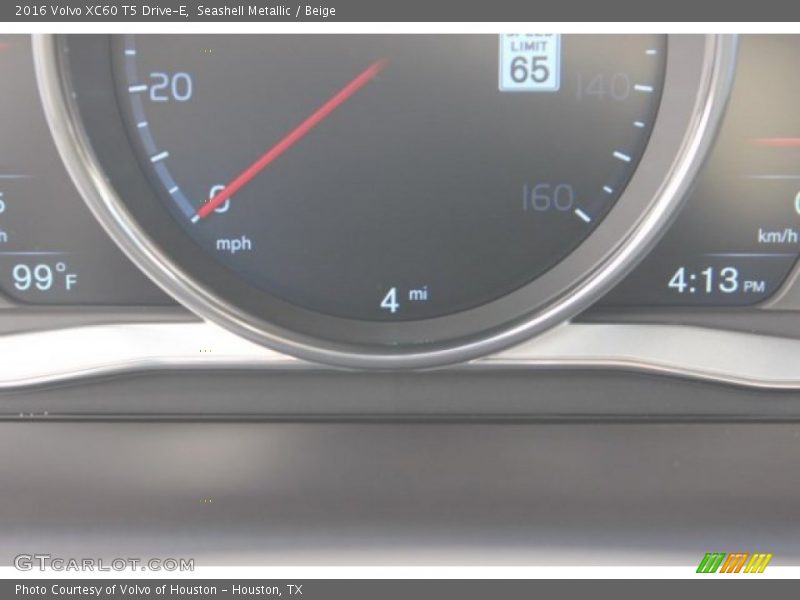 Seashell Metallic / Beige 2016 Volvo XC60 T5 Drive-E