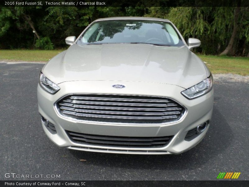 Tectonic Metallic / Charcoal Black 2016 Ford Fusion SE
