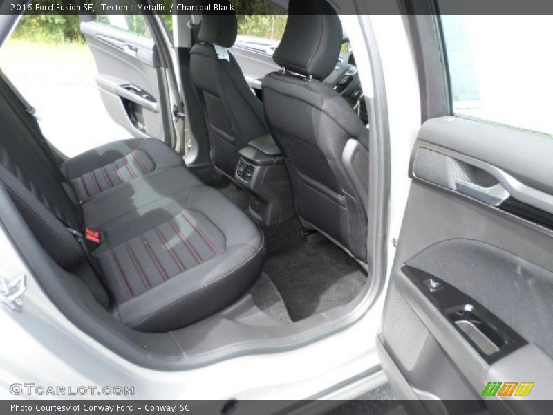 Tectonic Metallic / Charcoal Black 2016 Ford Fusion SE