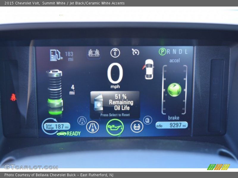 Summit White / Jet Black/Ceramic White Accents 2015 Chevrolet Volt