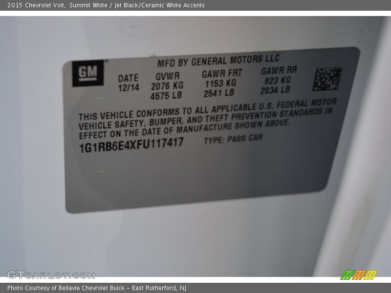Summit White / Jet Black/Ceramic White Accents 2015 Chevrolet Volt