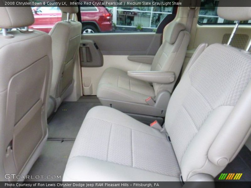 Inferno Red Crystal Pearlcoat / Medium Slate Gray/Light Shale 2008 Chrysler Town & Country LX