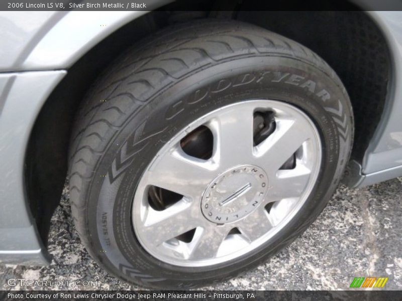 Silver Birch Metallic / Black 2006 Lincoln LS V8