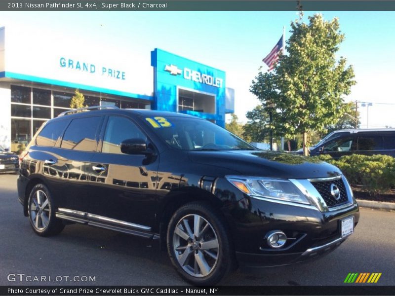 Super Black / Charcoal 2013 Nissan Pathfinder SL 4x4