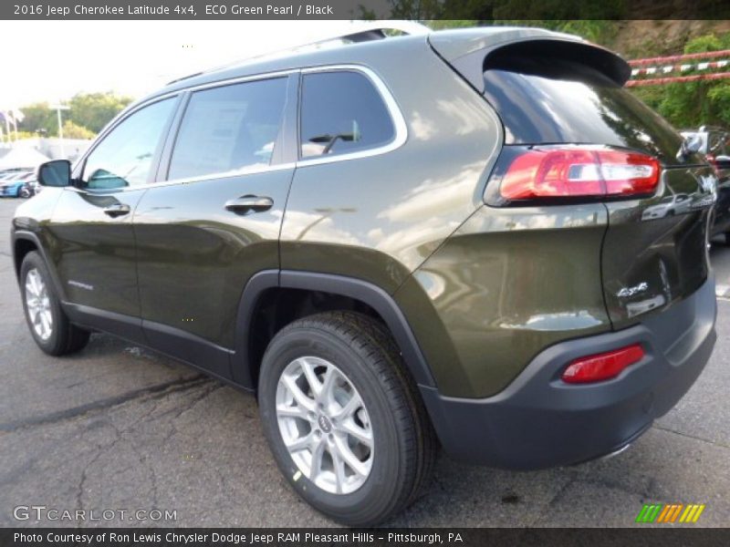 ECO Green Pearl / Black 2016 Jeep Cherokee Latitude 4x4