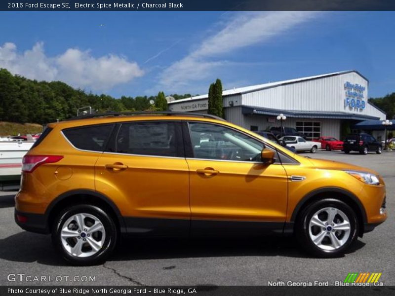 Electric Spice Metallic / Charcoal Black 2016 Ford Escape SE