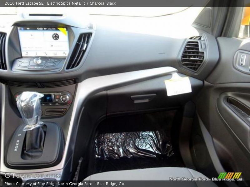 Electric Spice Metallic / Charcoal Black 2016 Ford Escape SE