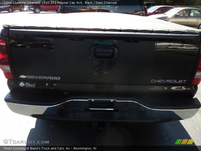 Black / Dark Charcoal 2004 Chevrolet Silverado 1500 Z71 Regular Cab 4x4