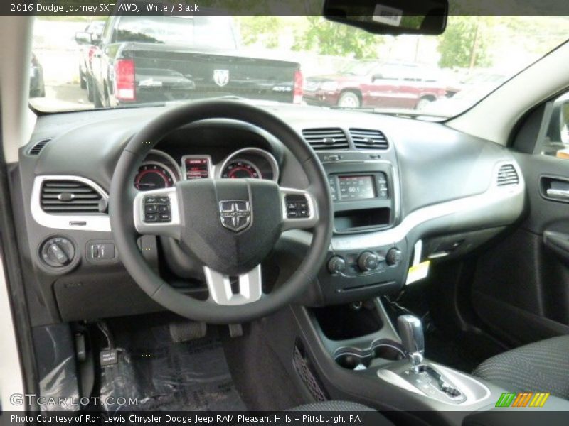  2016 Journey SXT AWD Black Interior