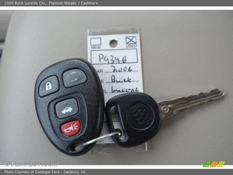 Platinum Metallic / Cashmere 2006 Buick Lucerne CXL
