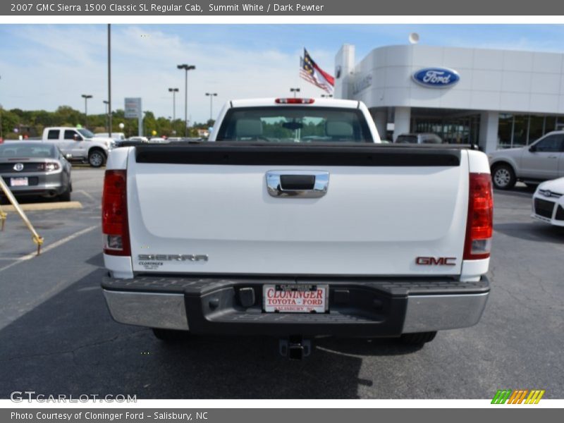 Summit White / Dark Pewter 2007 GMC Sierra 1500 Classic SL Regular Cab