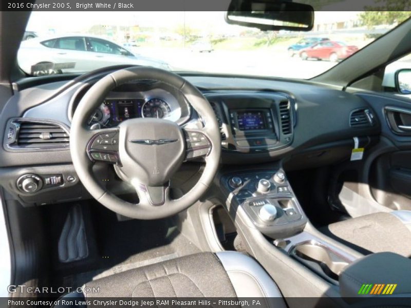Bright White / Black 2016 Chrysler 200 S