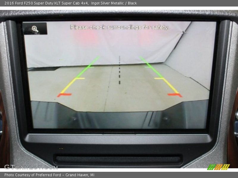 Ingot Silver Metallic / Black 2016 Ford F250 Super Duty XLT Super Cab 4x4