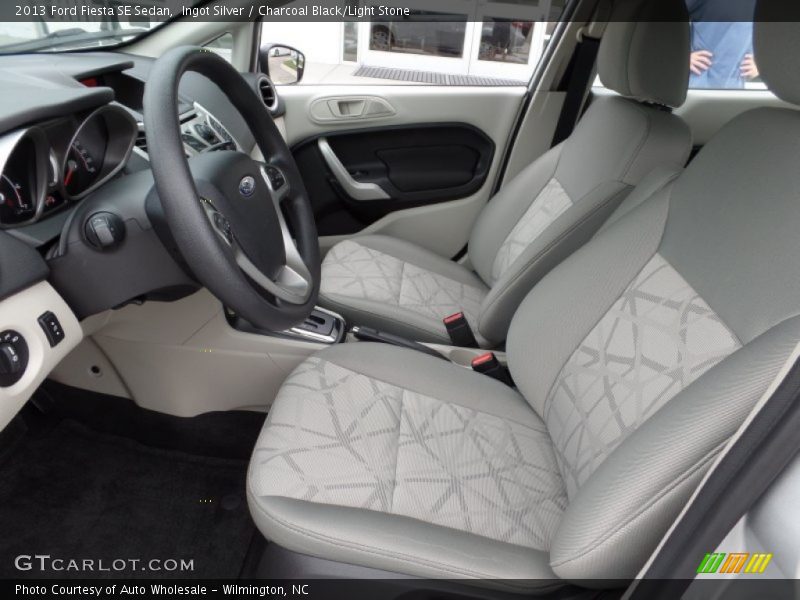 Ingot Silver / Charcoal Black/Light Stone 2013 Ford Fiesta SE Sedan