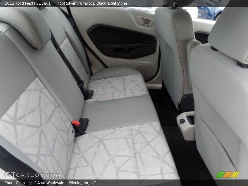 Ingot Silver / Charcoal Black/Light Stone 2013 Ford Fiesta SE Sedan