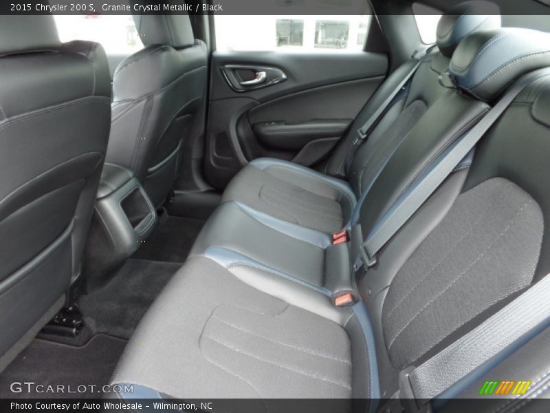 Granite Crystal Metallic / Black 2015 Chrysler 200 S