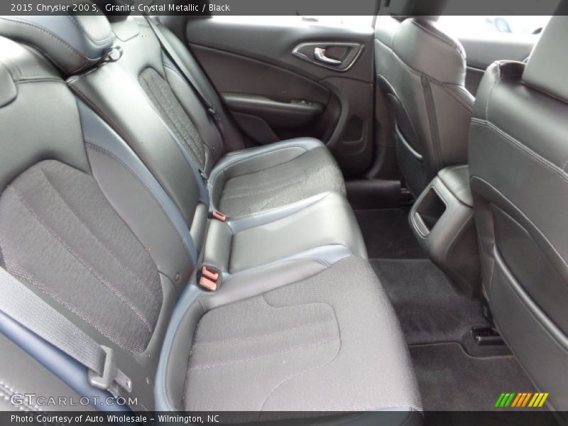 Granite Crystal Metallic / Black 2015 Chrysler 200 S