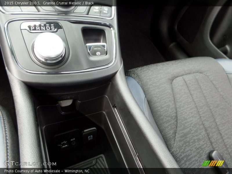 Granite Crystal Metallic / Black 2015 Chrysler 200 S