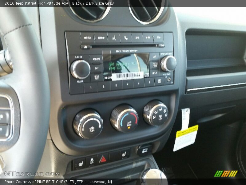 Black / Dark Slate Gray 2016 Jeep Patriot High Altitude 4x4