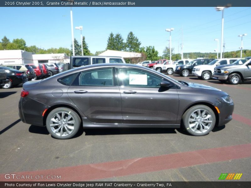 Granite Crystal Metallic / Black/Ambassador Blue 2016 Chrysler 200 S