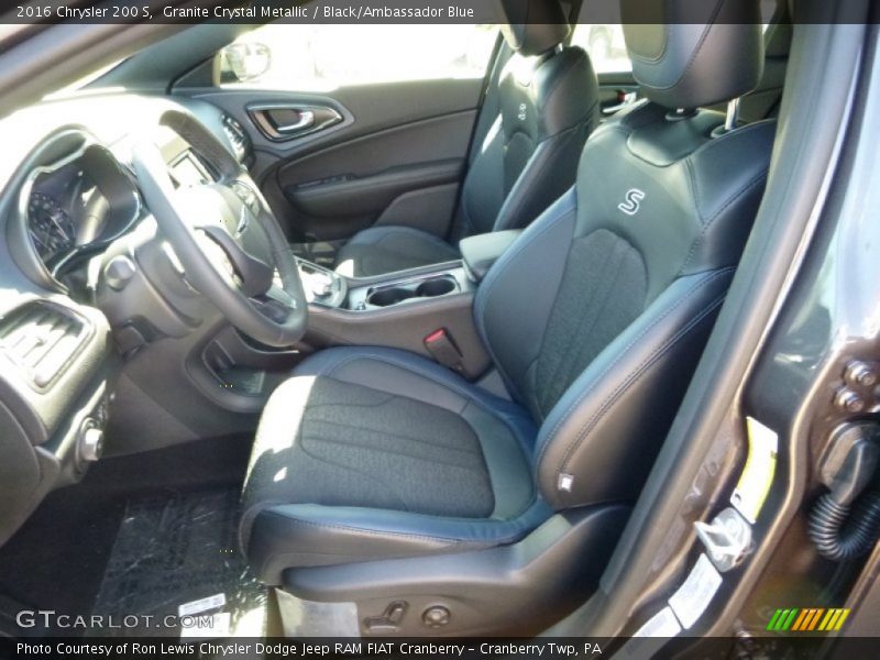 Granite Crystal Metallic / Black/Ambassador Blue 2016 Chrysler 200 S