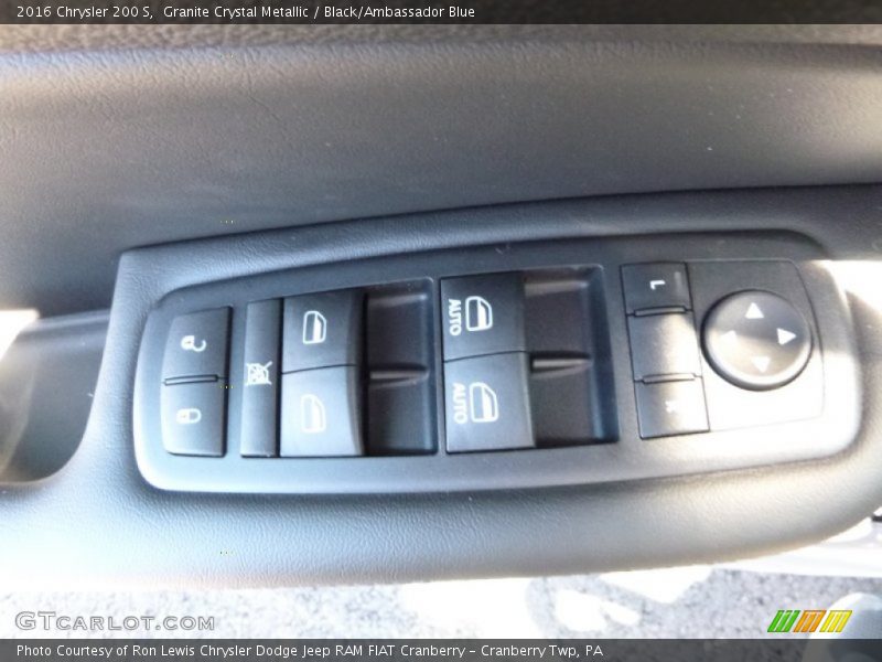 Granite Crystal Metallic / Black/Ambassador Blue 2016 Chrysler 200 S