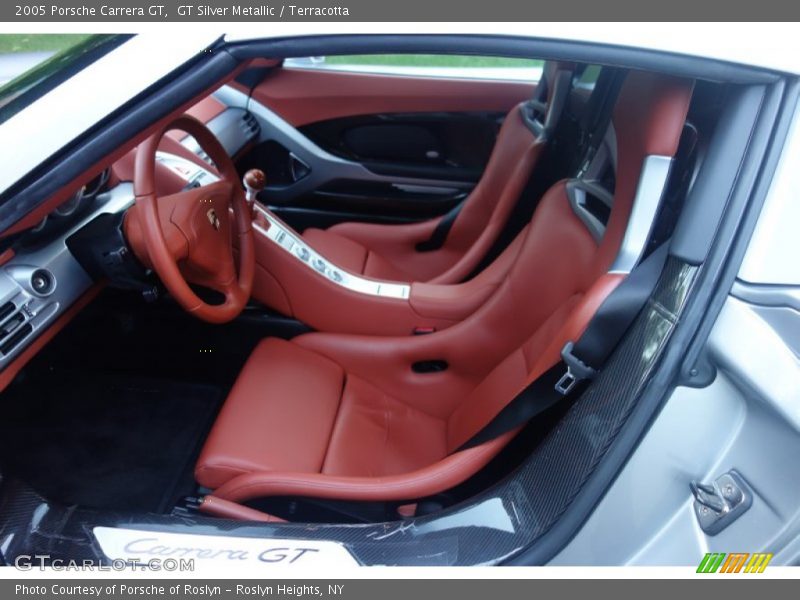 Front Seat of 2005 Carrera GT 