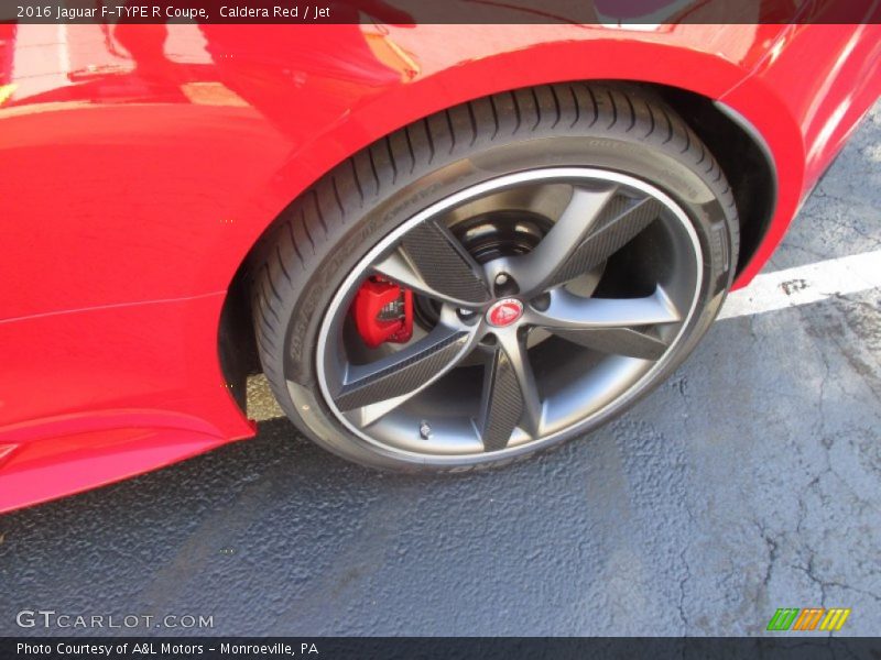  2016 F-TYPE R Coupe Wheel