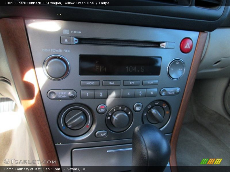 Willow Green Opal / Taupe 2005 Subaru Outback 2.5i Wagon