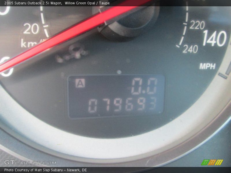 Willow Green Opal / Taupe 2005 Subaru Outback 2.5i Wagon