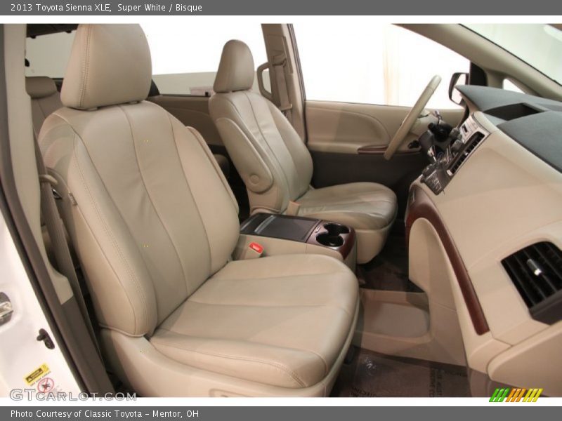 Super White / Bisque 2013 Toyota Sienna XLE