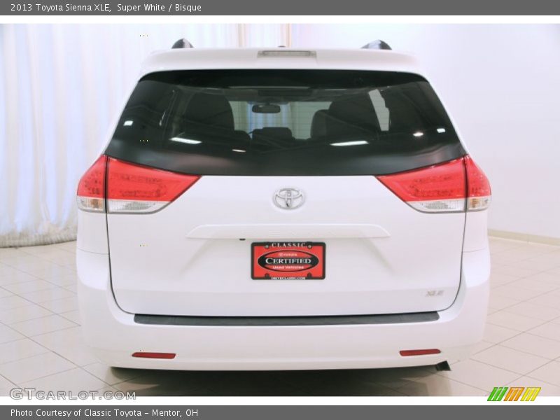 Super White / Bisque 2013 Toyota Sienna XLE