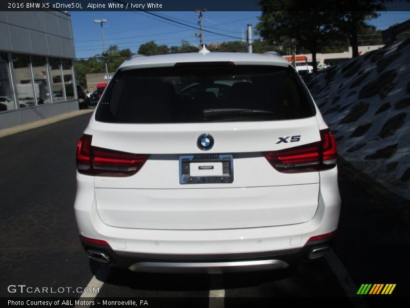 Alpine White / Ivory White 2016 BMW X5 xDrive50i