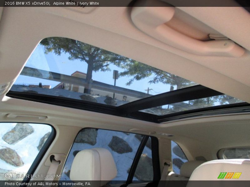 Sunroof of 2016 X5 xDrive50i