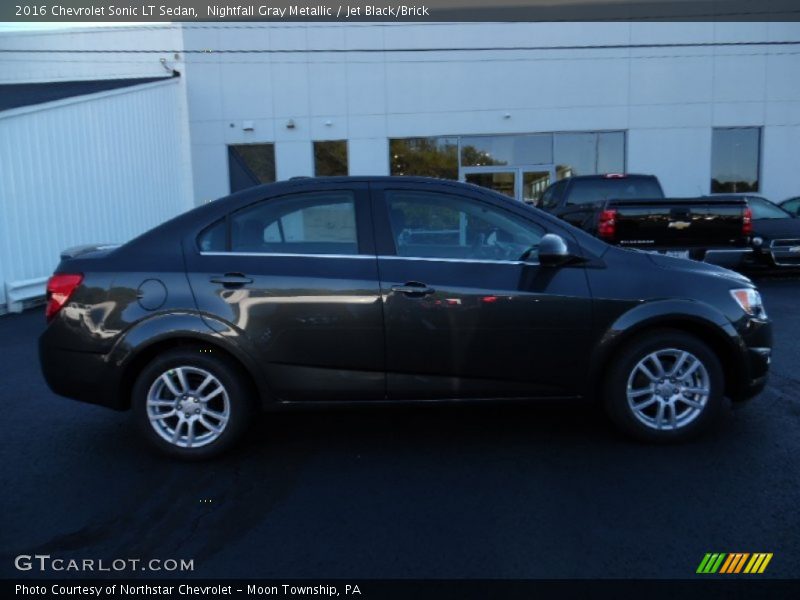 Nightfall Gray Metallic / Jet Black/Brick 2016 Chevrolet Sonic LT Sedan