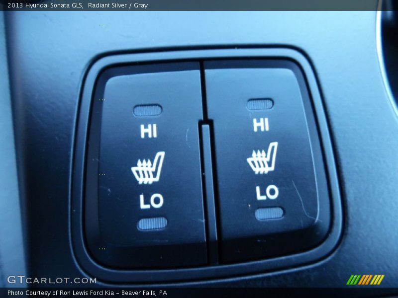 Radiant Silver / Gray 2013 Hyundai Sonata GLS