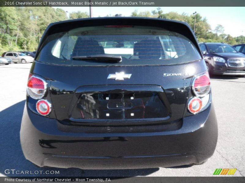 Mosaic Black Metallic / Jet Black/Dark Titanium 2016 Chevrolet Sonic LT Hatchback
