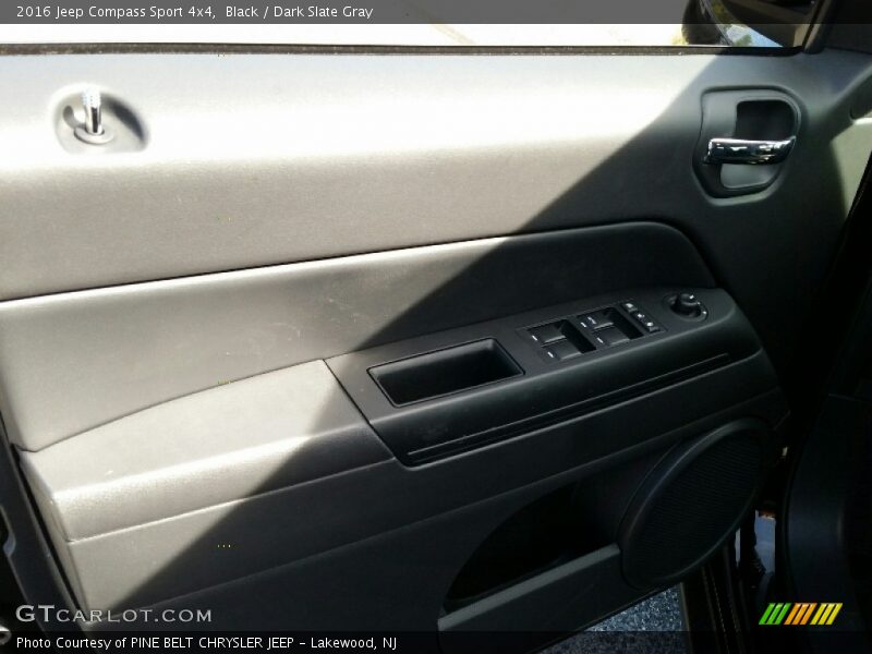 Black / Dark Slate Gray 2016 Jeep Compass Sport 4x4