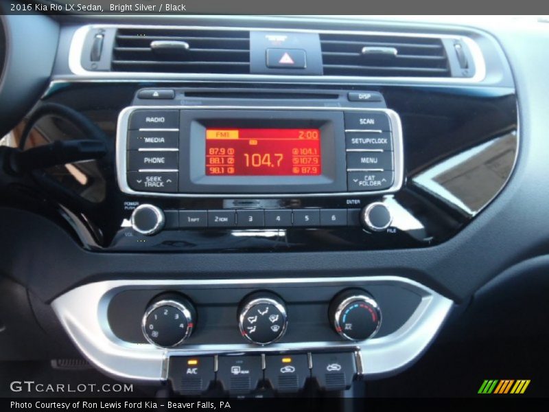 Controls of 2016 Rio LX Sedan