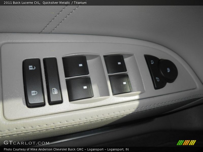 Quicksilver Metallic / Titanium 2011 Buick Lucerne CXL
