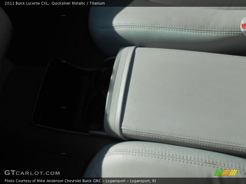 Quicksilver Metallic / Titanium 2011 Buick Lucerne CXL